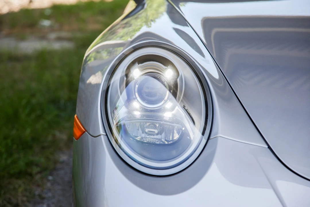2018 Porsche 991 Carrera T - Image 11 of 31