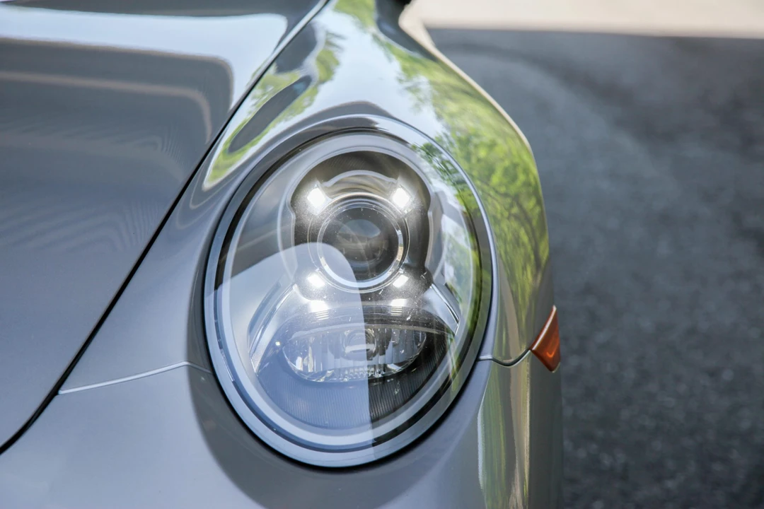 2018 Porsche 991 Carrera T - Image 12 of 31