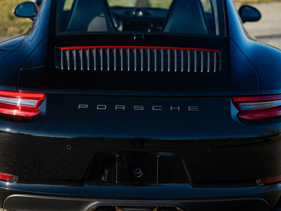 2018 Porsche 991 Carrera T - Image 14 of 31