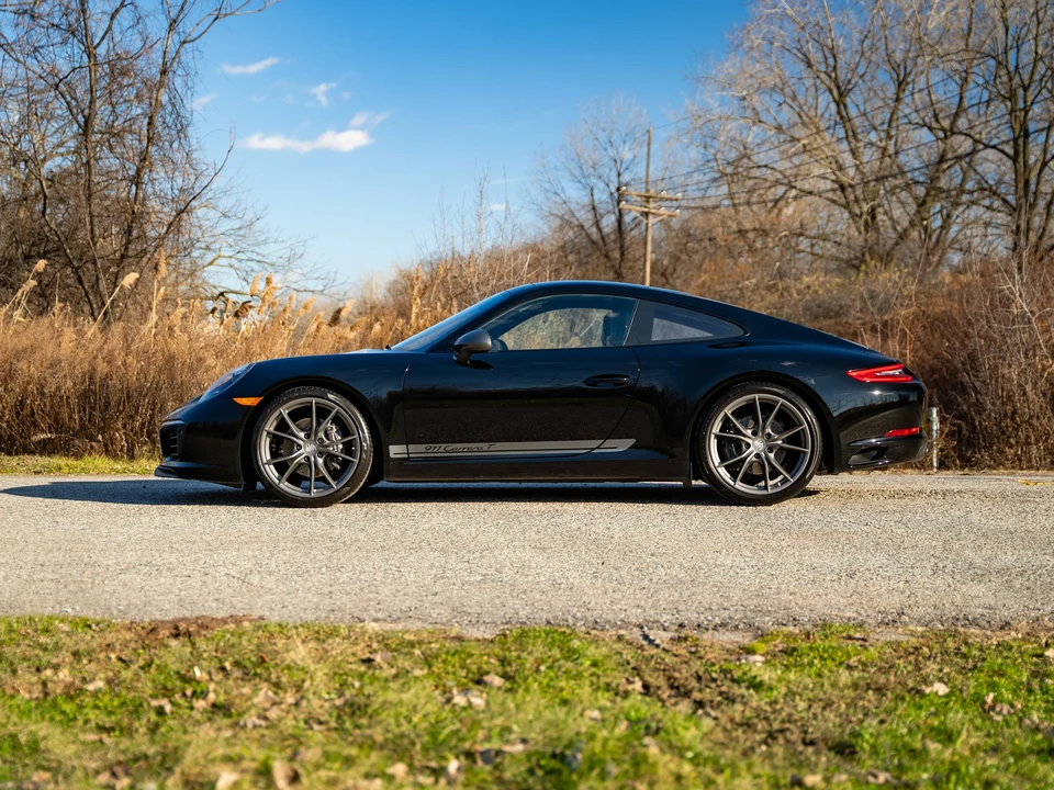 2018 Porsche 991 Carrera T - Image 2 of 31