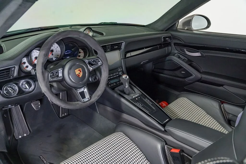 2018 Porsche 991 Carrera T - Image 17 of 31
