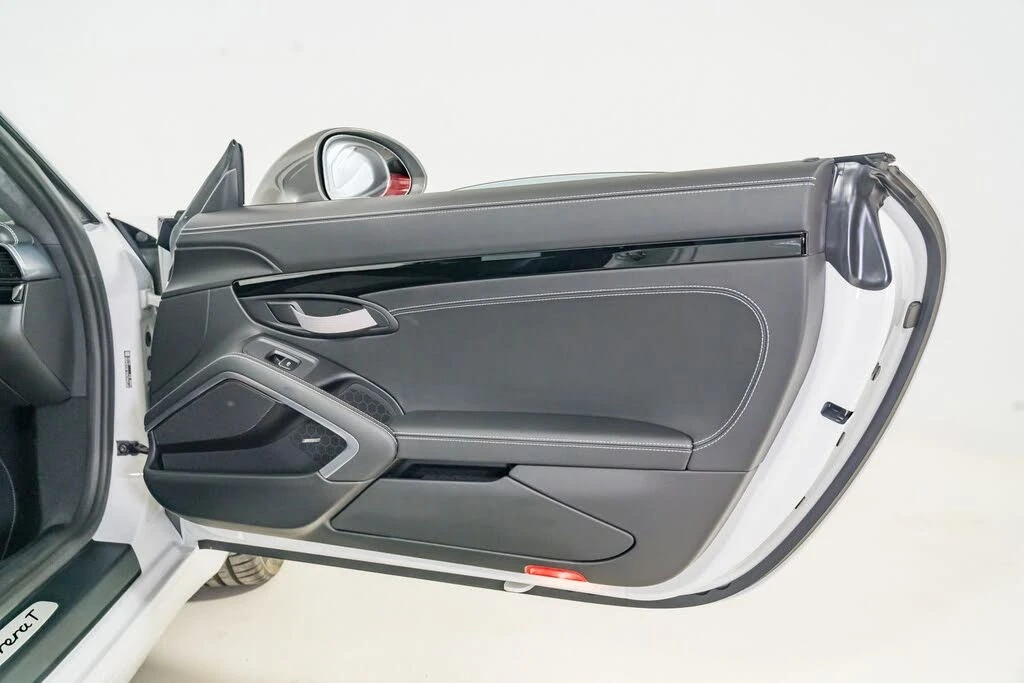 2018 Porsche 991 Carrera T - Image 25 of 31