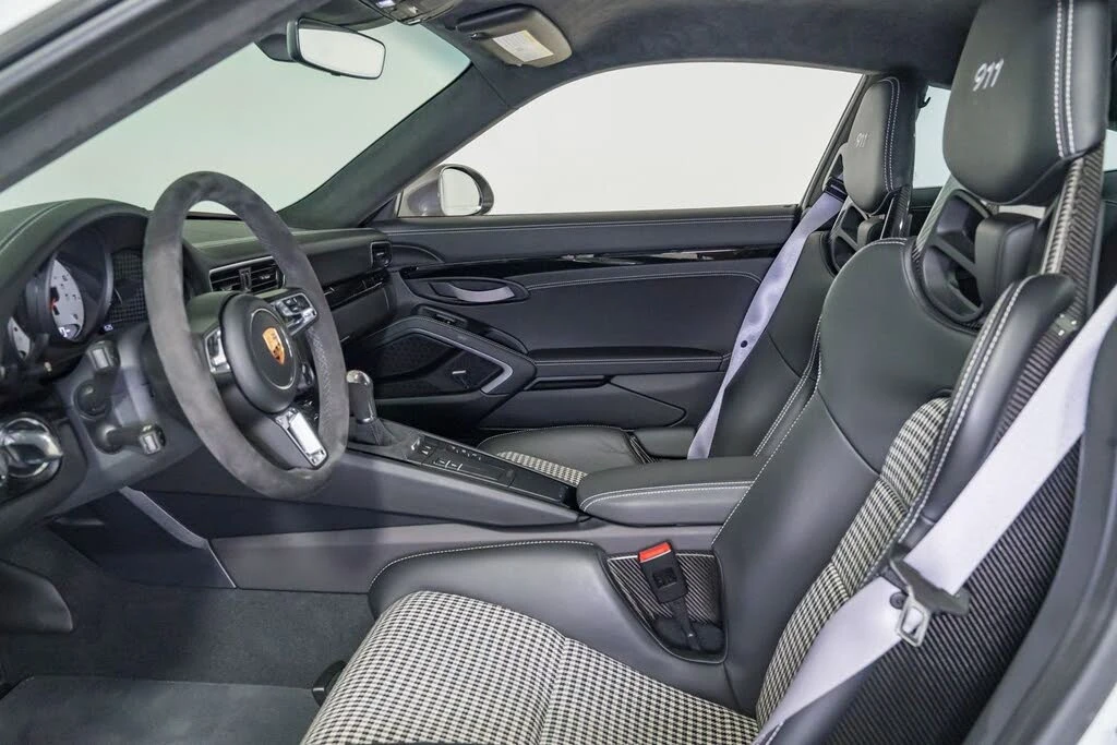 2018 Porsche 991 Carrera T - Image 16 of 31