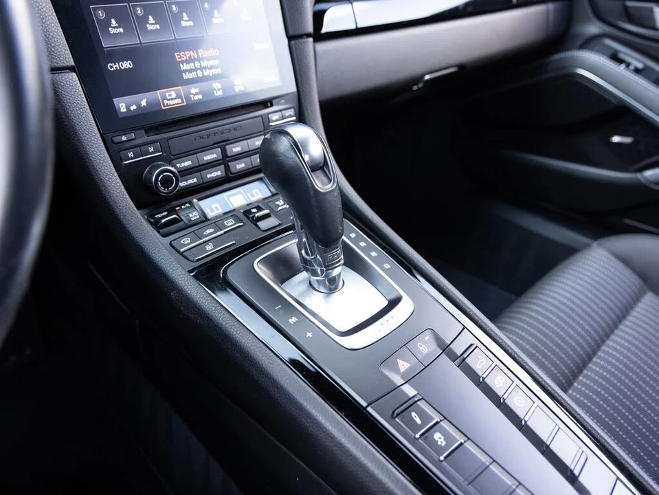 2018 Porsche 991 Carrera T - Image 17 of 31