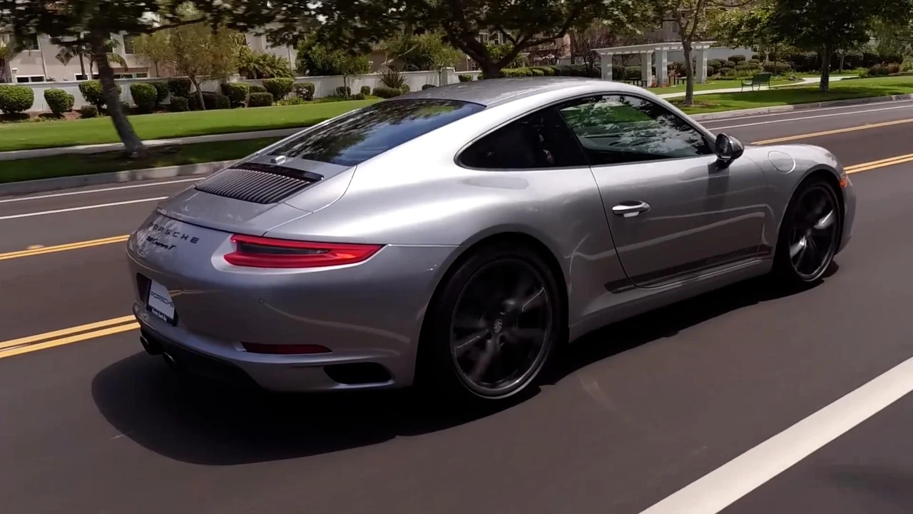 2018 Porsche 991 Carrera T - Image 12 of 31
