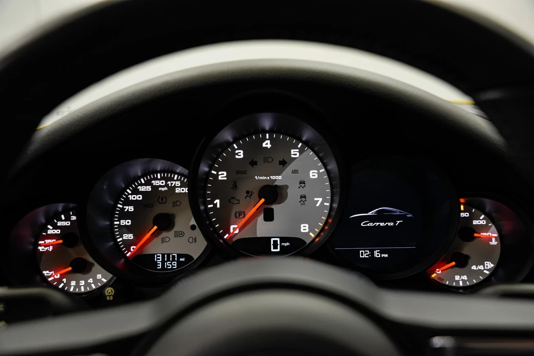 2018 Porsche 991 Carrera T - Image 12 of 31
