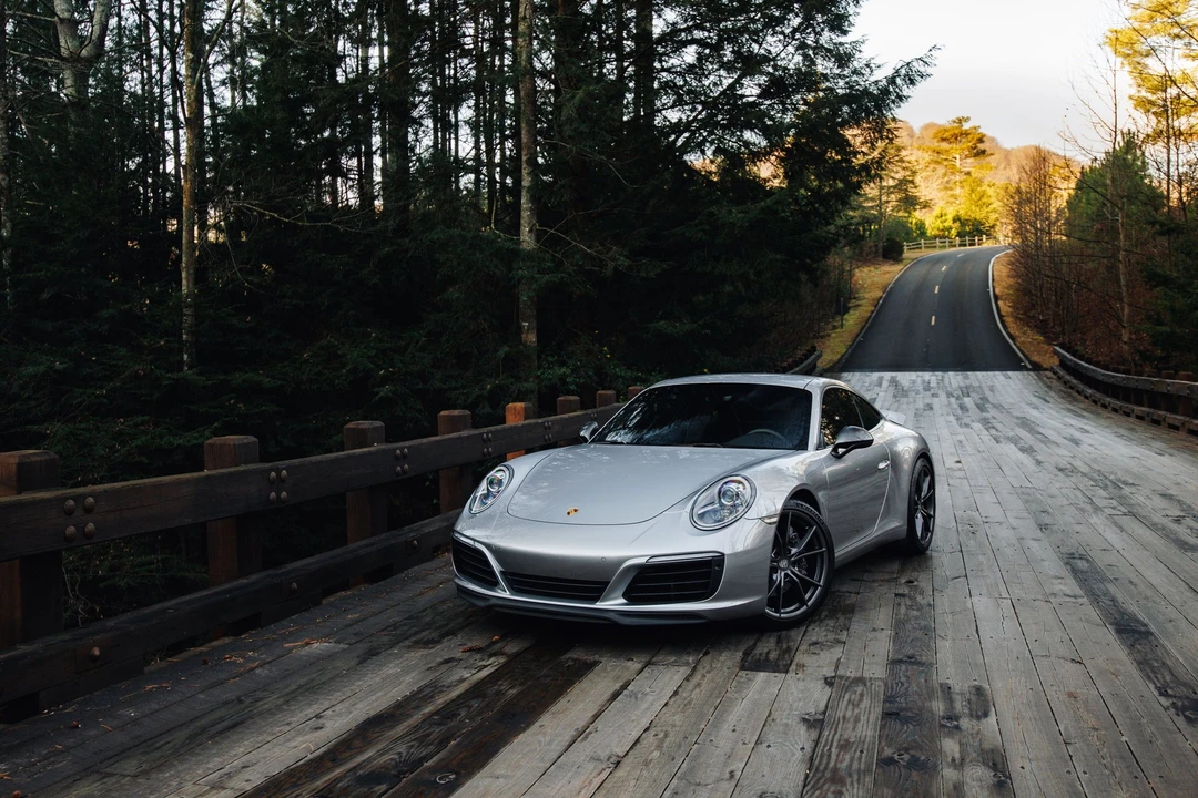 2018 Porsche 991 Carrera T - Image 2 of 19