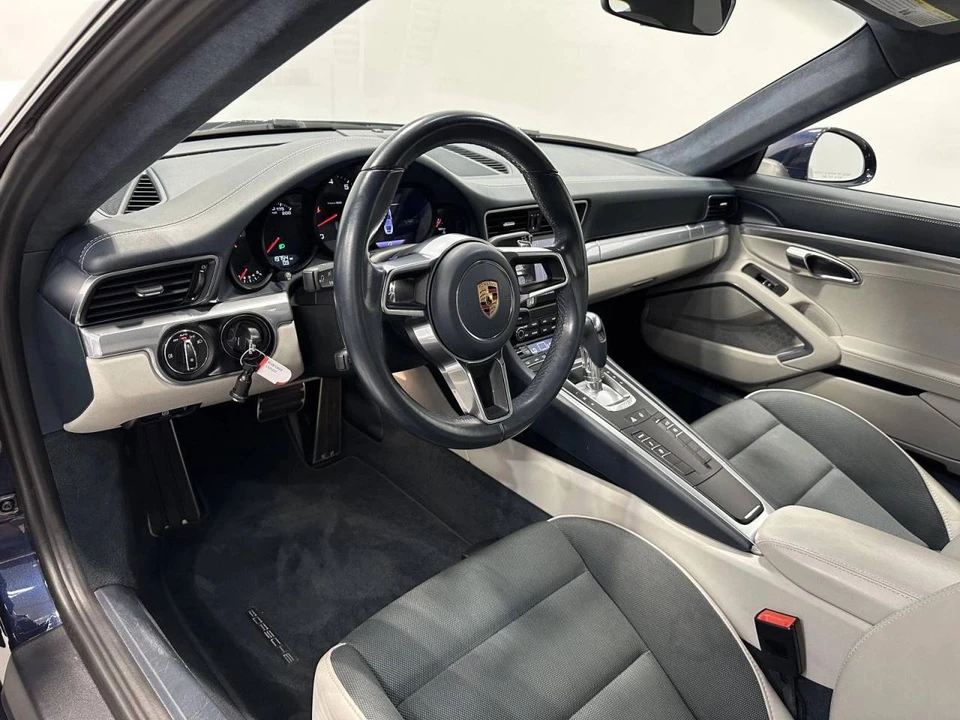 2018 Porsche 991 Carrera - Image 4 of 5