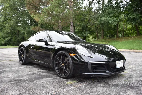 2018 Porsche 911 Carrera
