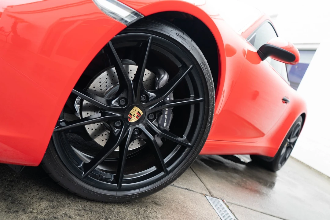 2018 Porsche 991 Carrera - Image 5 of 31