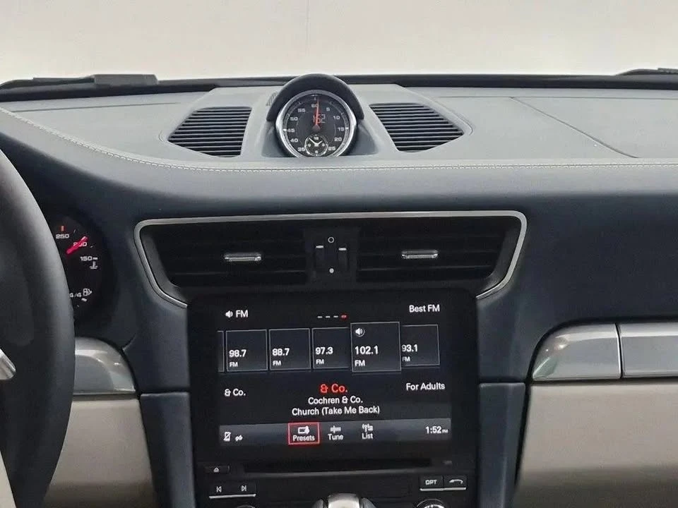2018 Porsche 991 Carrera - Image 18 of 20