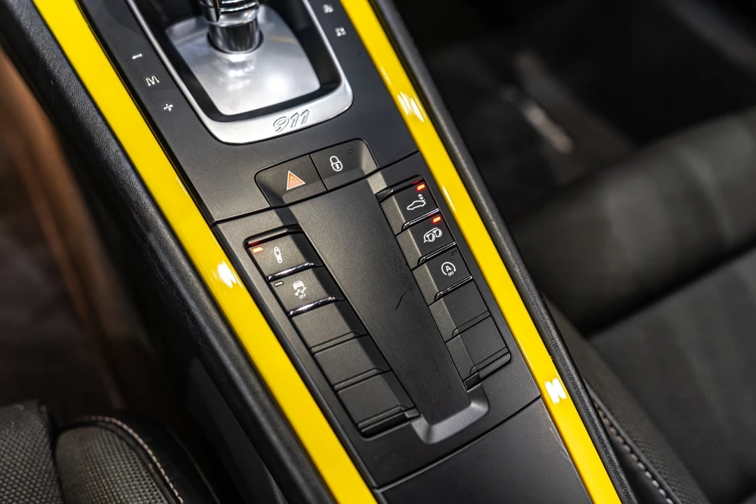 2018 Porsche 991 Carrera - Image 21 of 21