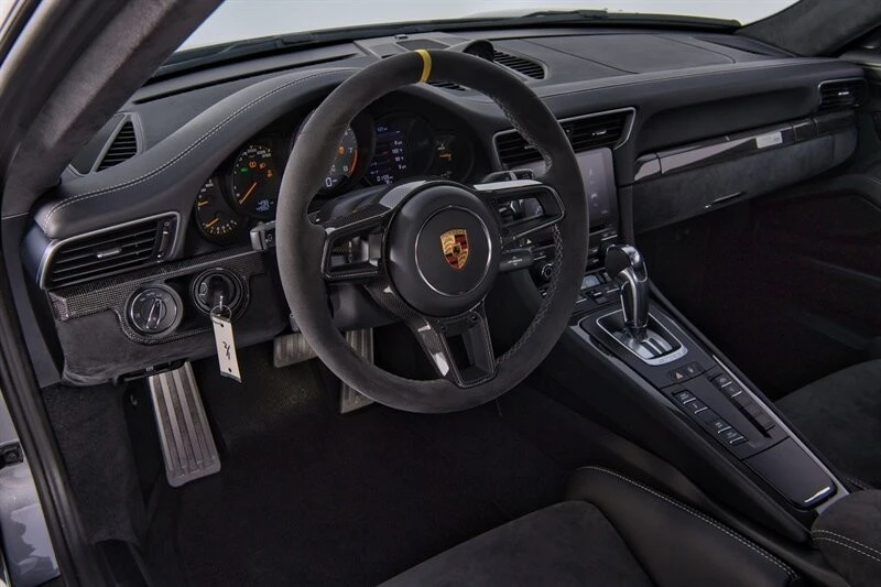 2018 Porsche 991 GT2 RS - Image 15 of 21