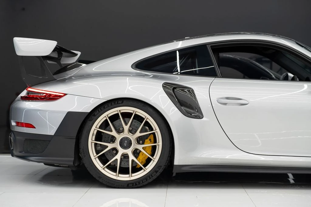 2018 Porsche 991 GT2 RS - Image 10 of 21