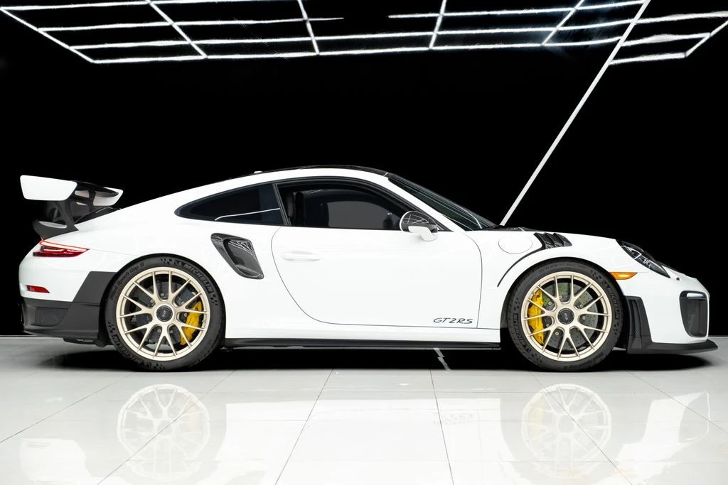 2018 Porsche 991 GT2 RS - Image 4 of 21