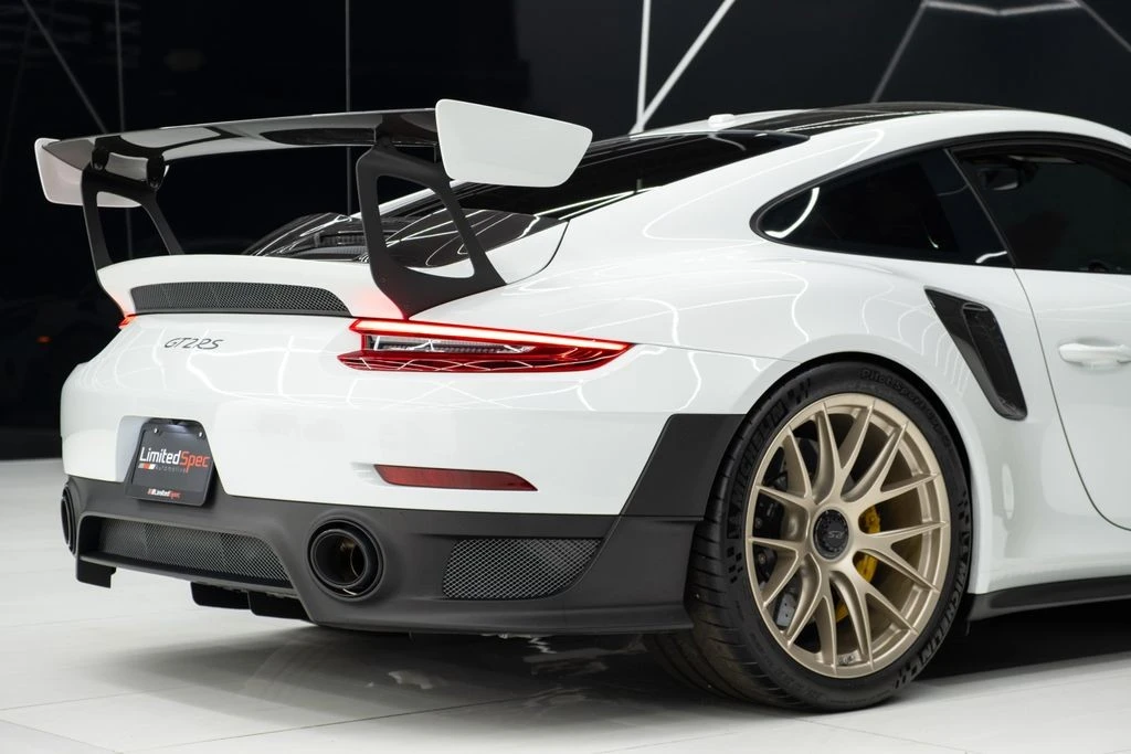 2018 Porsche 991 GT2 RS - Image 10 of 21