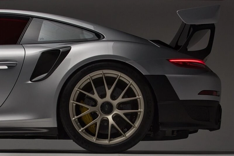 2018 Porsche 991 GT2 RS - Image 7 of 21