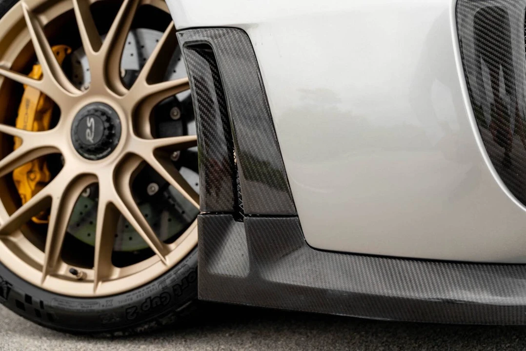 2018 Porsche - Image 19 of 31