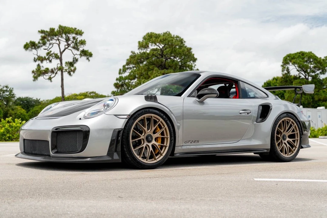 2018 Porsche - Image 4 of 31