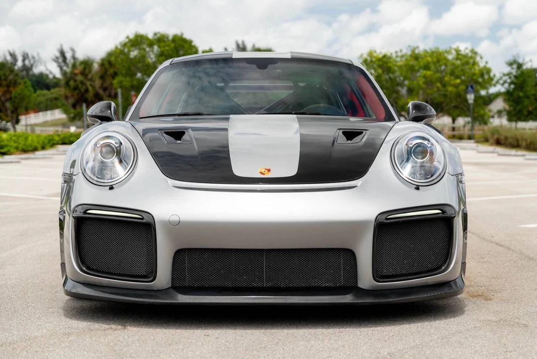 2018 Porsche - Image 3 of 31
