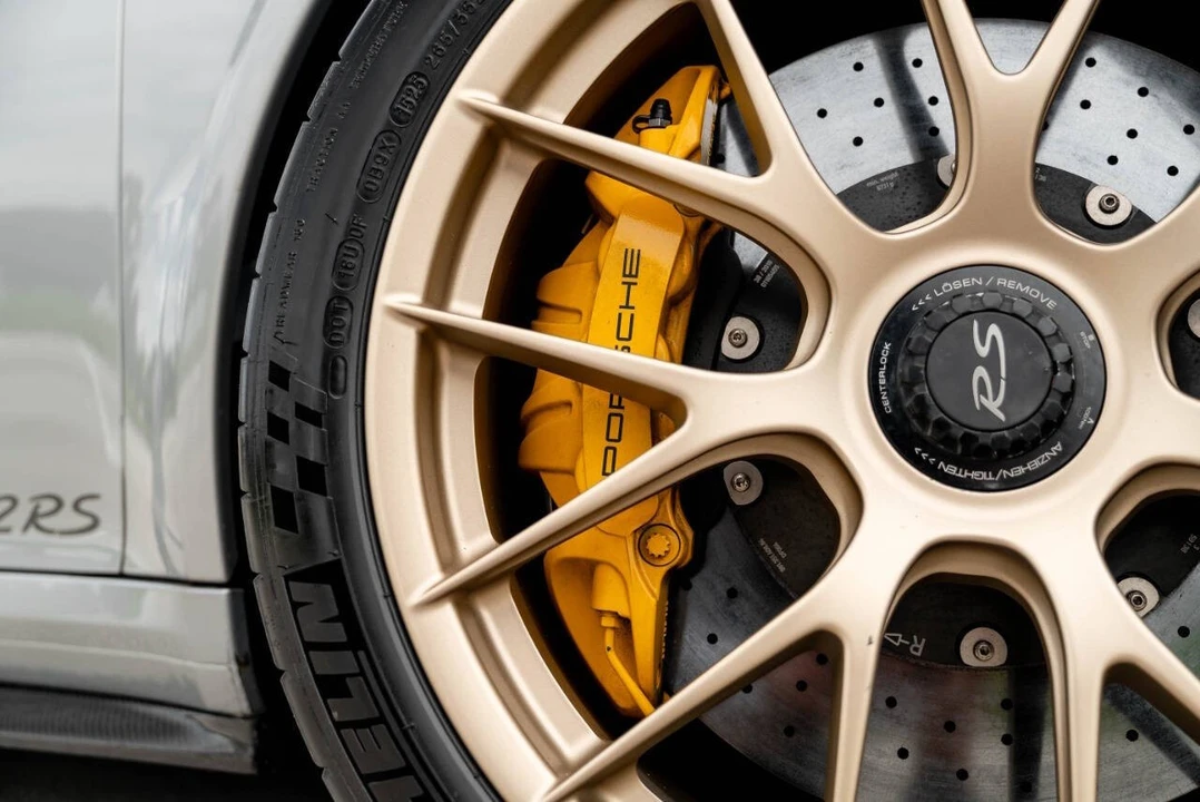 2018 Porsche - Image 28 of 31
