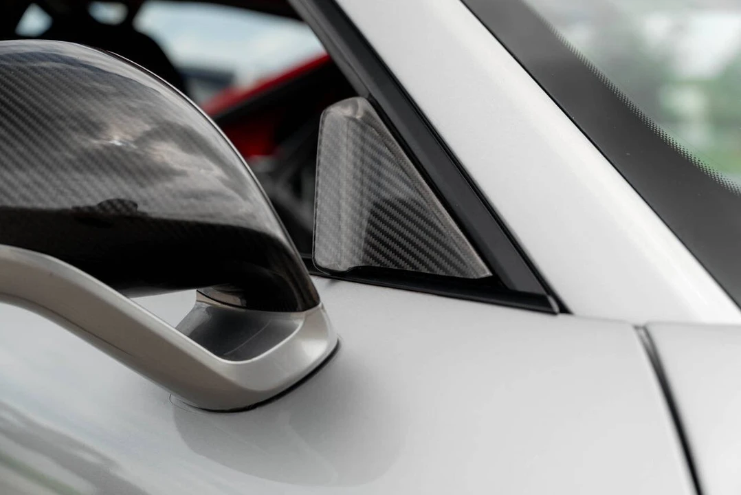 2018 Porsche - Image 30 of 31