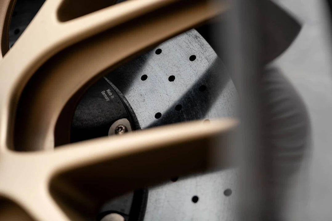 2018 Porsche - Image 27 of 31