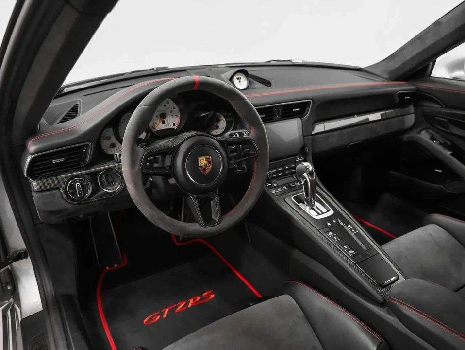 2018 Porsche 991 GT2 RS - Image 4 of 12