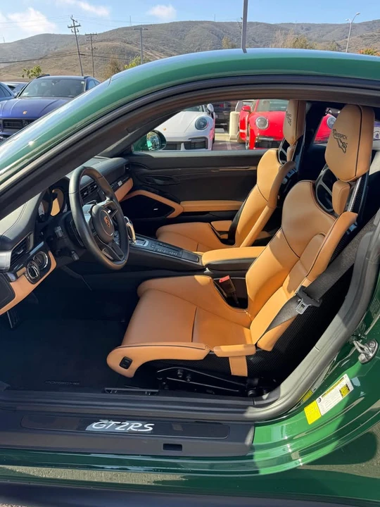 2018 Porsche 991 GT2 RS - Image 9 of 17