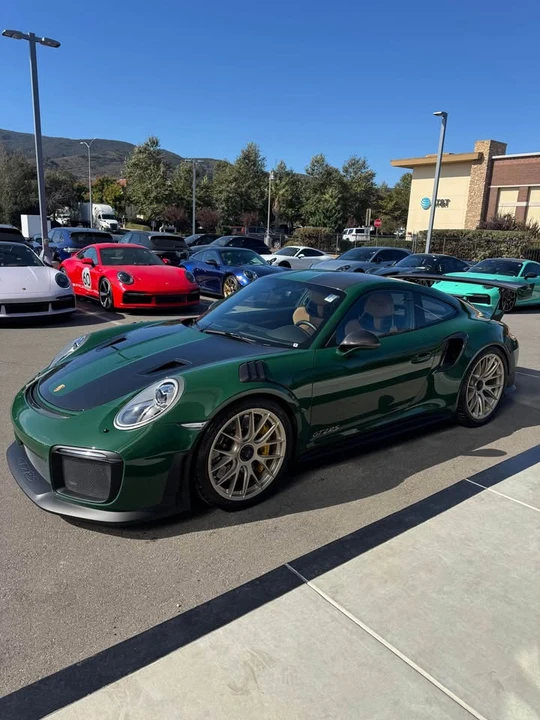 2018 Porsche 991 GT2 RS - Image 5 of 17