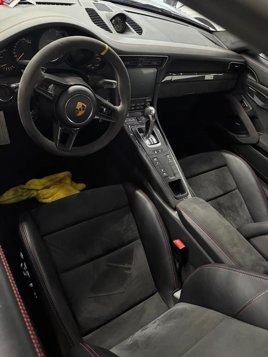 2018 Porsche 991 GT2 RS - Image 5 of 6
