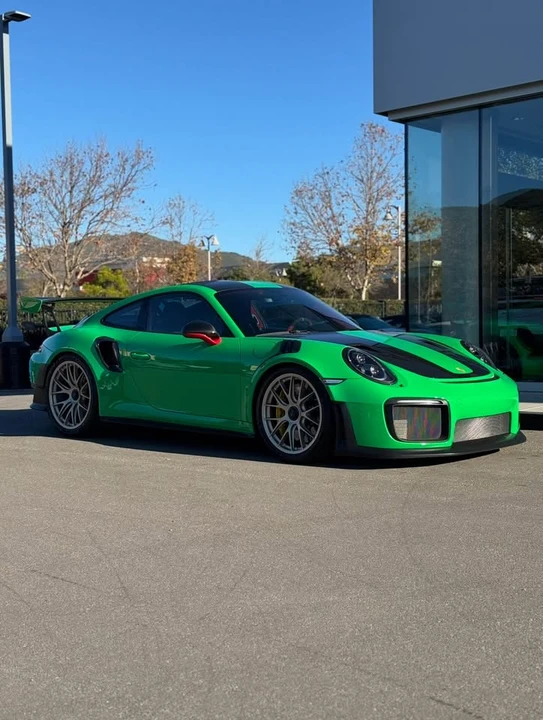 2018 Porsche 991 GT2 RS - Image 9 of 20