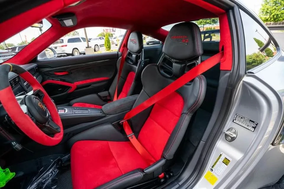 2018 Porsche 991 GT2 RS - Image 11 of 16