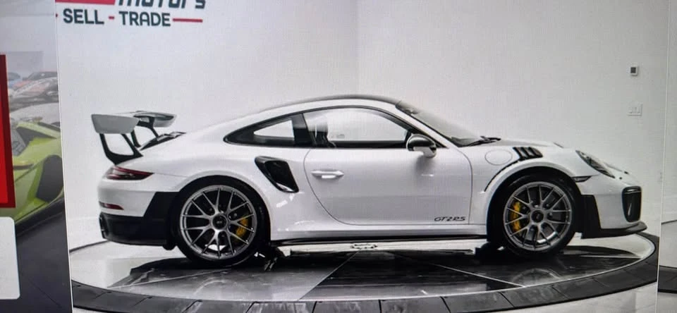2018 Porsche 991 GT2 RS - Image 3 of 18