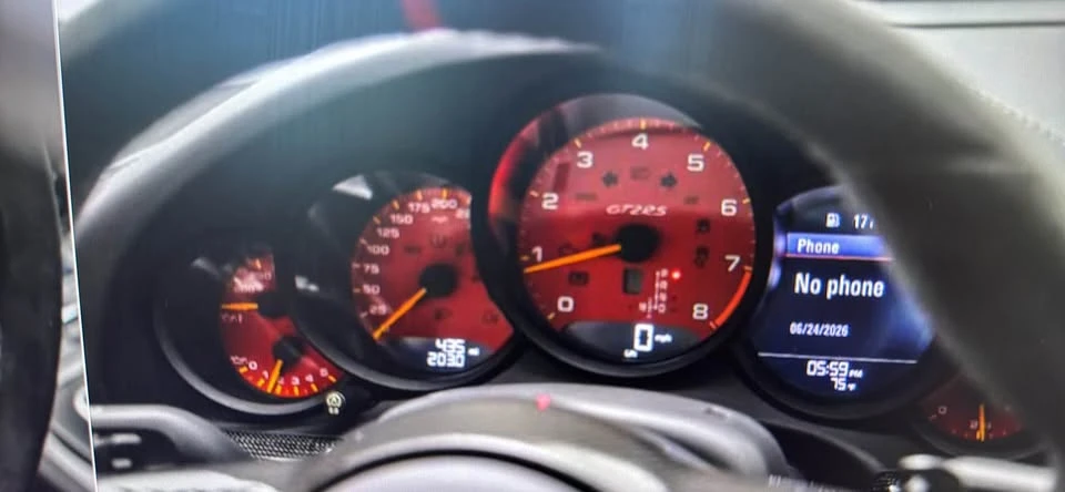 2018 Porsche 991 GT2 RS - Image 9 of 18