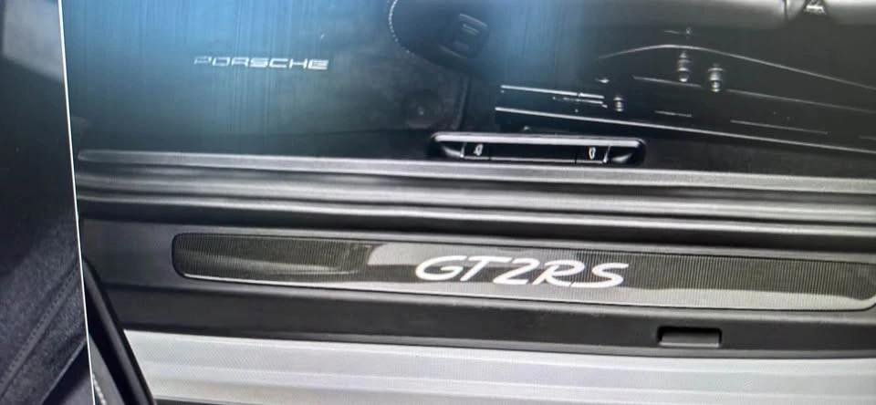 2018 Porsche 991 GT2 RS - Image 14 of 18