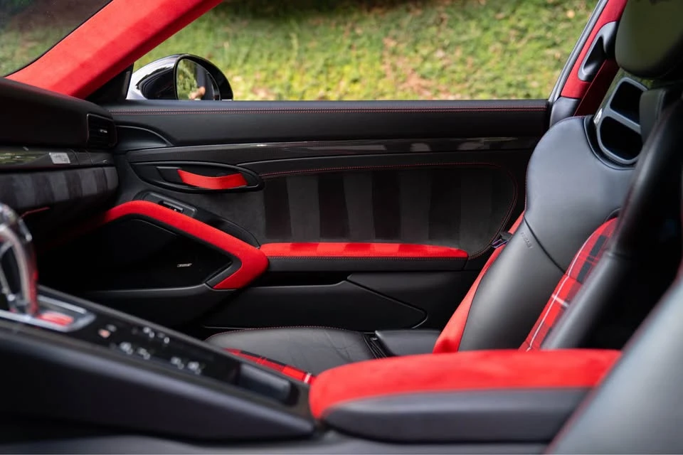 2018 Porsche 991 GT2 RS - Image 15 of 20