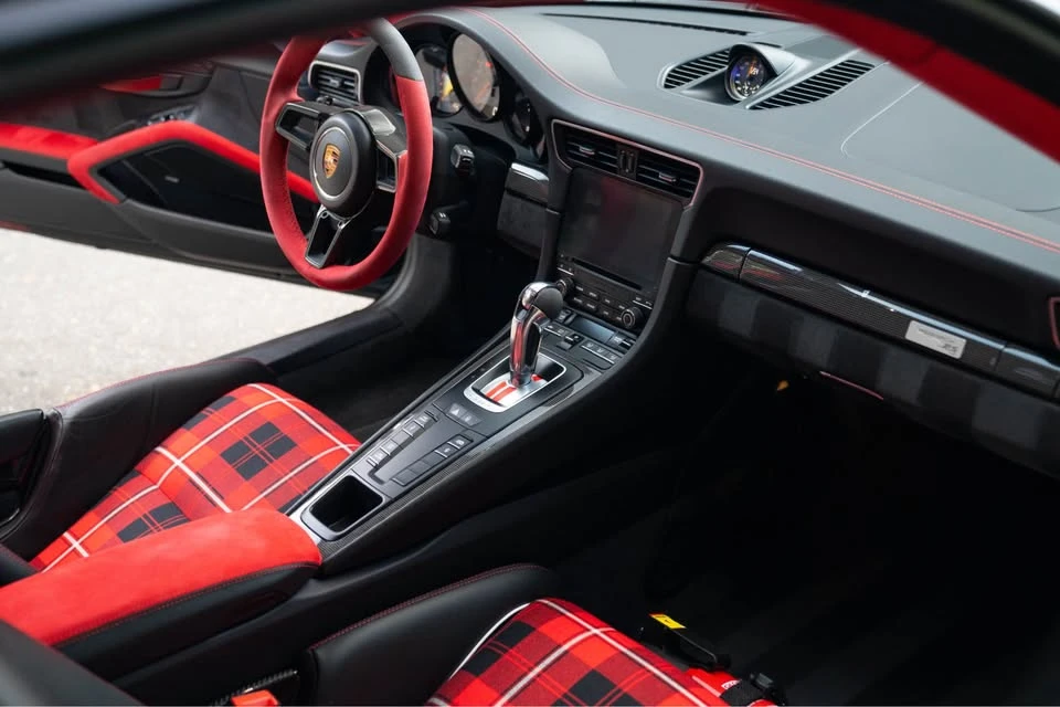 2018 Porsche 991 GT2 RS - Image 13 of 20
