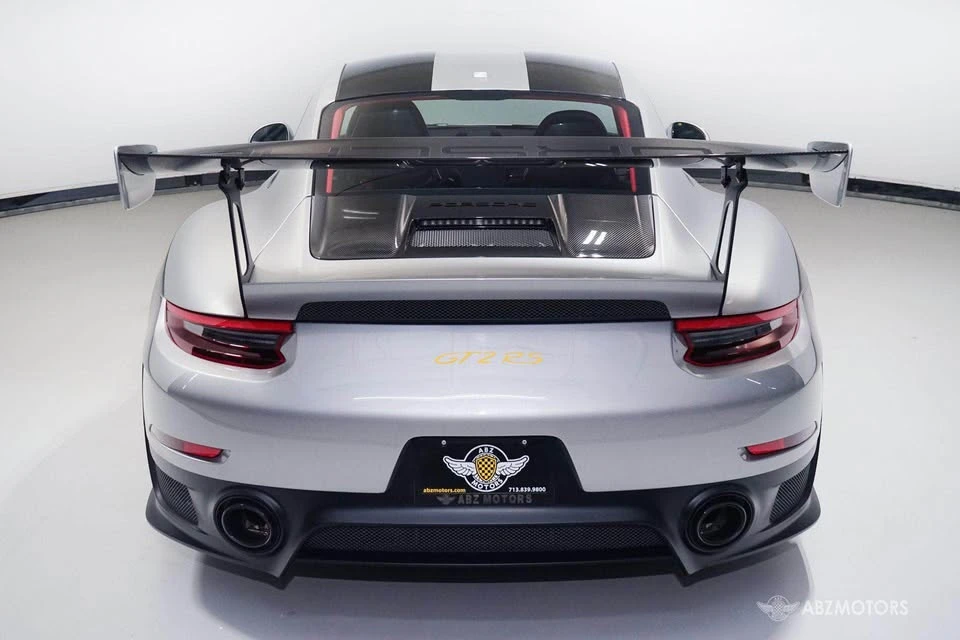 2018 Porsche 991 GT2 RS - Image 2 of 4