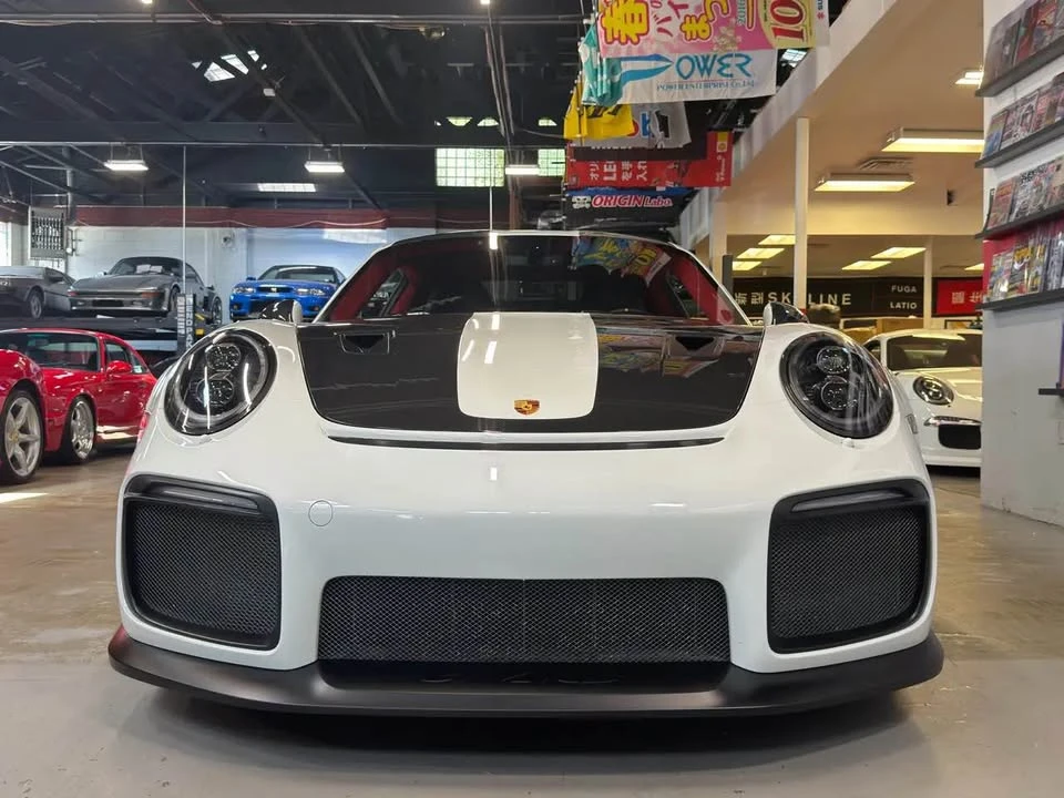 2018 Porsche 991 GT2 RS - Image 2 of 10