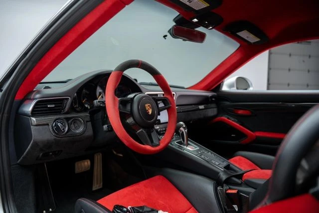 2018 Porsche 991 GT2 RS - Image 2 of 21