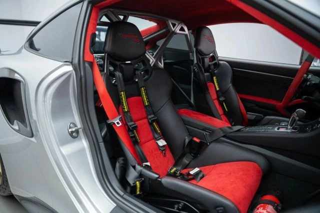 2018 Porsche 991 GT2 RS - Image 13 of 21