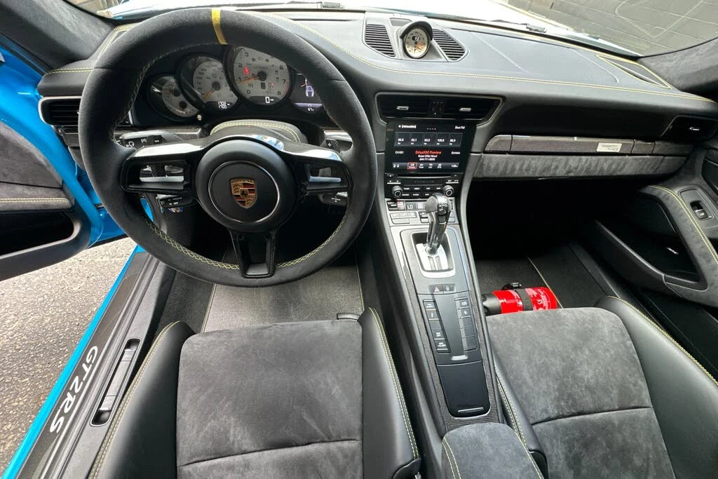 2018 Porsche 991 GT2 RS - Image 6 of 31