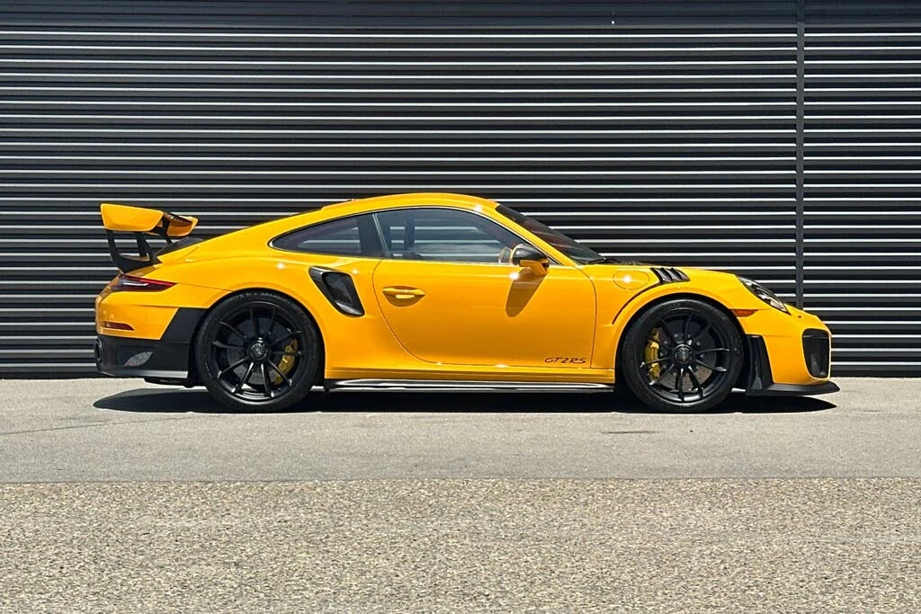 2018 Porsche 991 GT2 RS - Image 9 of 31