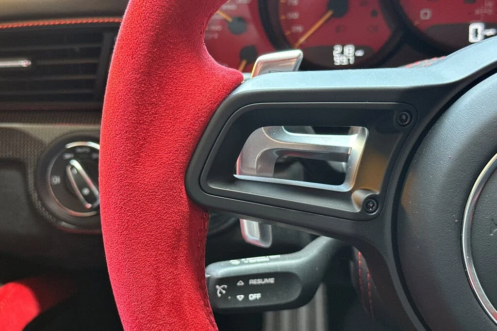 2018 Porsche 991 GT2 RS - Image 28 of 31