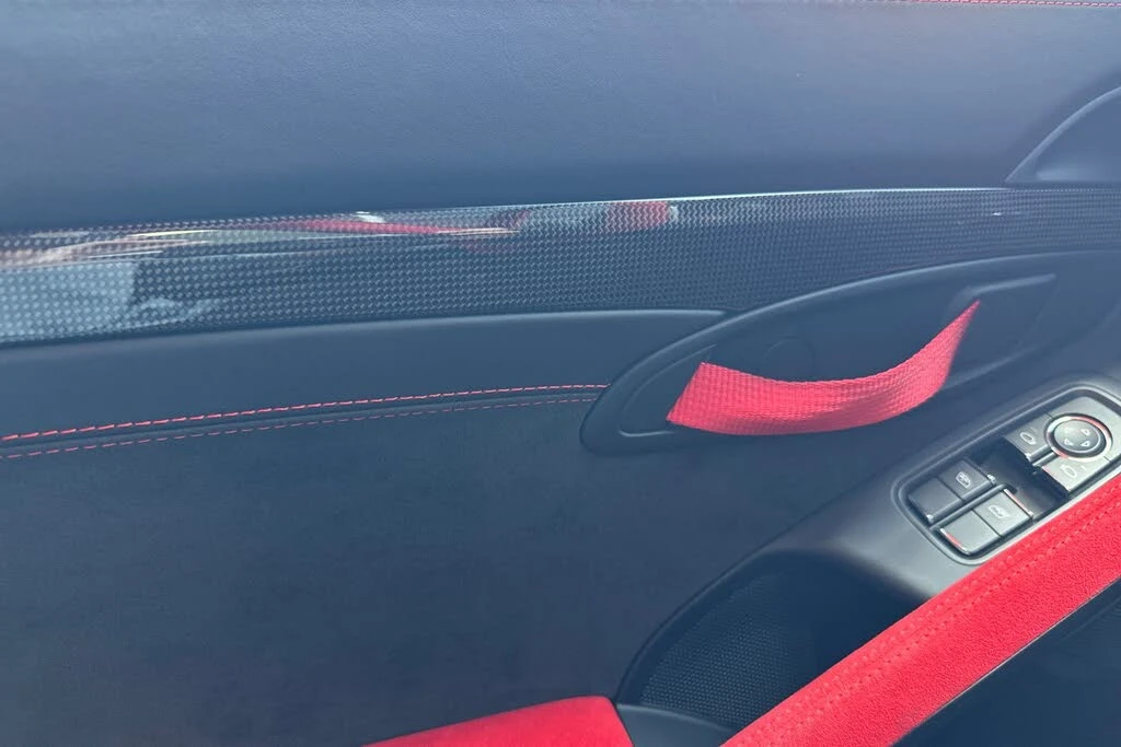 2018 Porsche 991 GT2 RS - Image 12 of 31