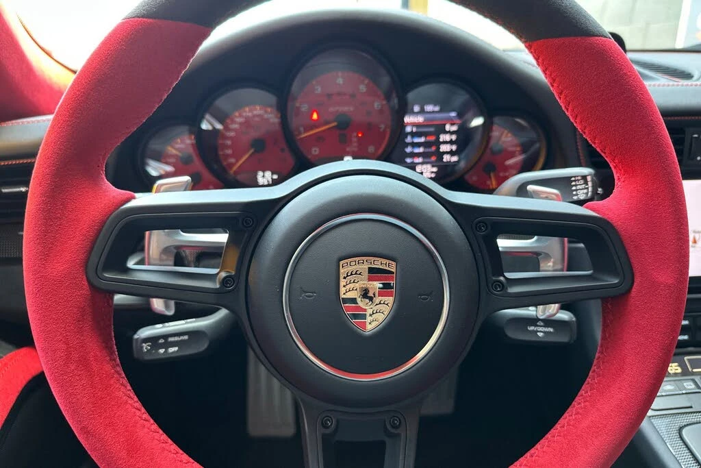 2018 Porsche 991 GT2 RS - Image 27 of 31