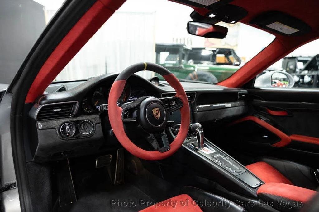 2018 Porsche 991 GT2 RS - Image 28 of 31