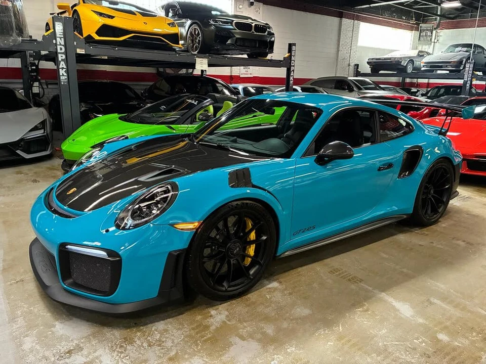 2018 Porsche 991 GT2 RS - Image 16 of 31