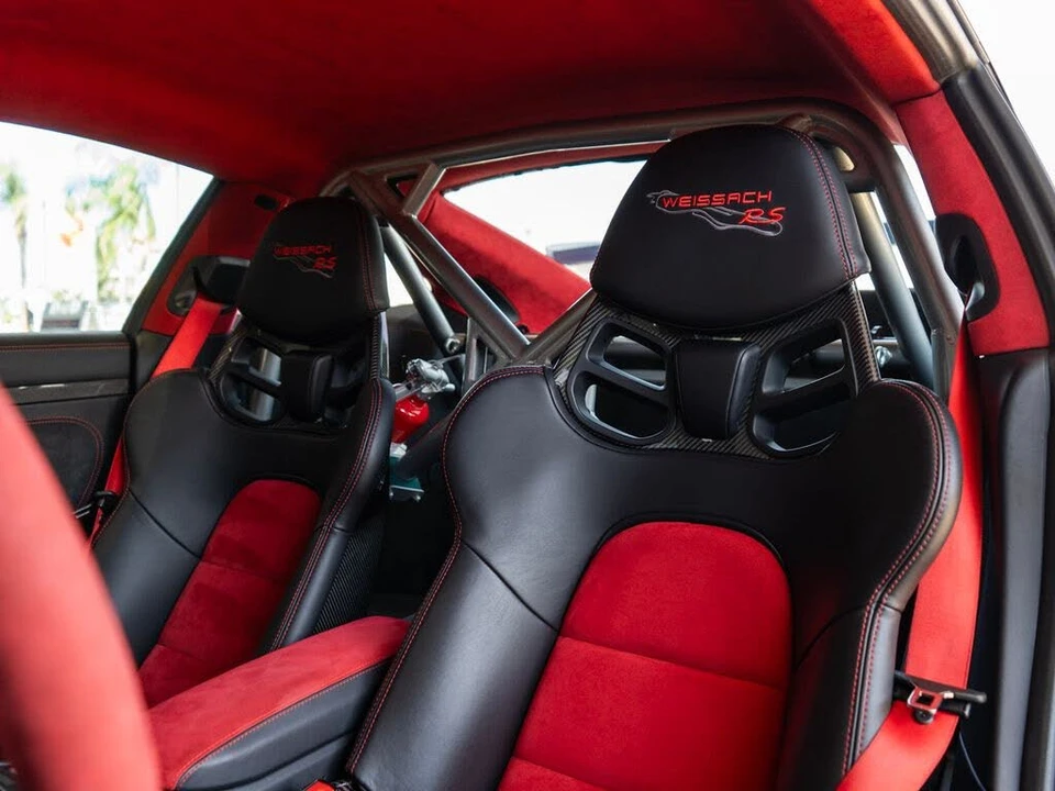 2018 Porsche 991 GT2 RS - Image 4 of 31